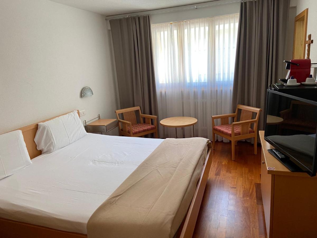 Hotel Restaurant Rothorn Visperterminen ภายนอก รูปภาพ