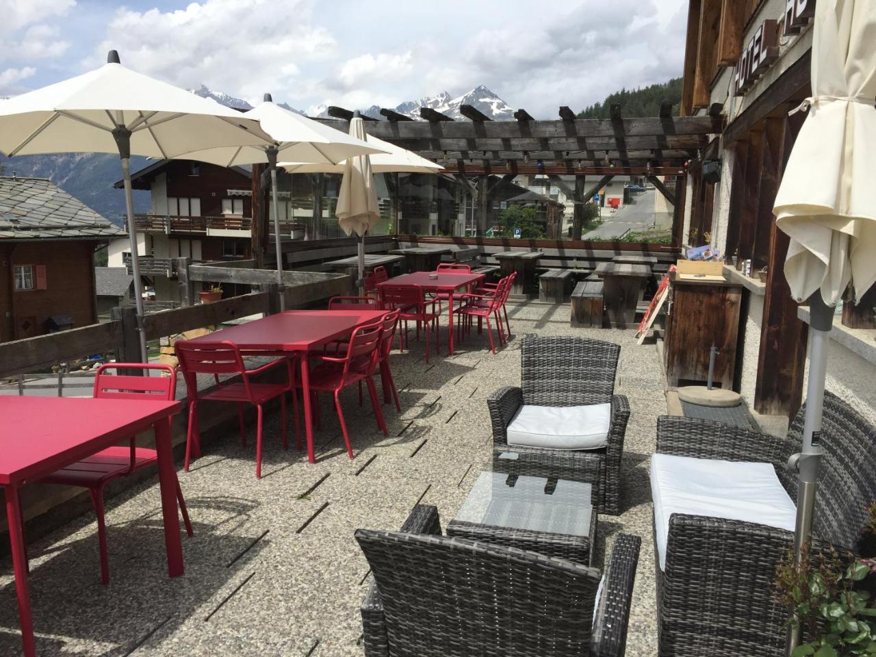 Hotel Restaurant Rothorn Visperterminen ภายนอก รูปภาพ